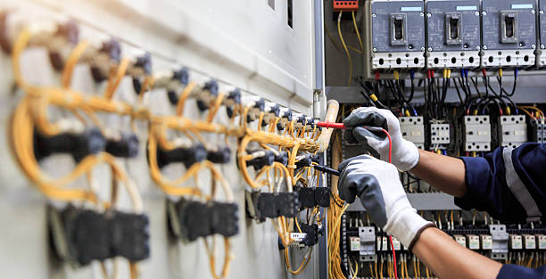 Professional Electrician technician working in Runnemede, NJ